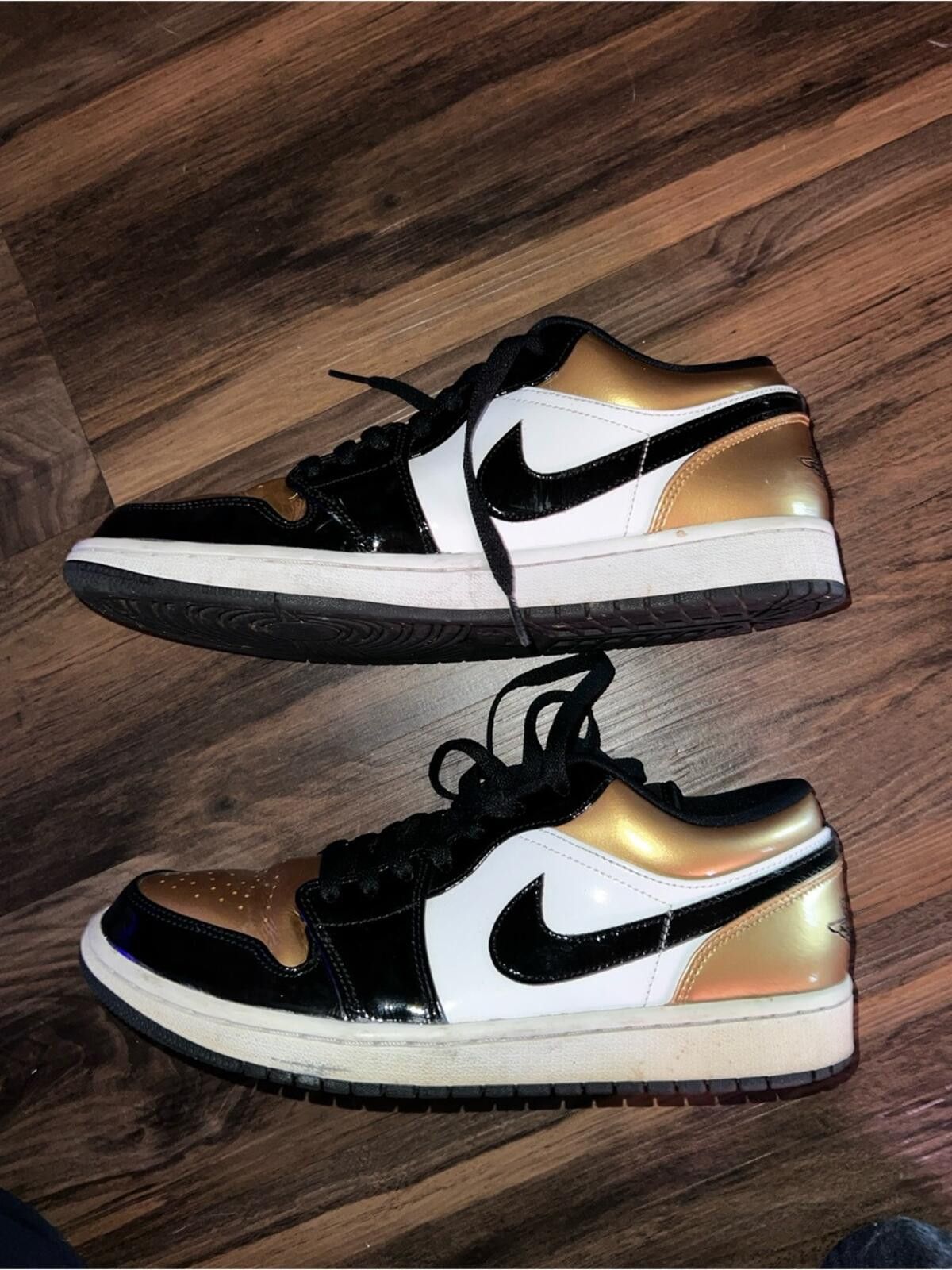 Nike Air Jordan 1 Low “Black Gold Toe” Patent Leather Men’s 10 Size US 10 / EU 43 - 1 Thumbnail