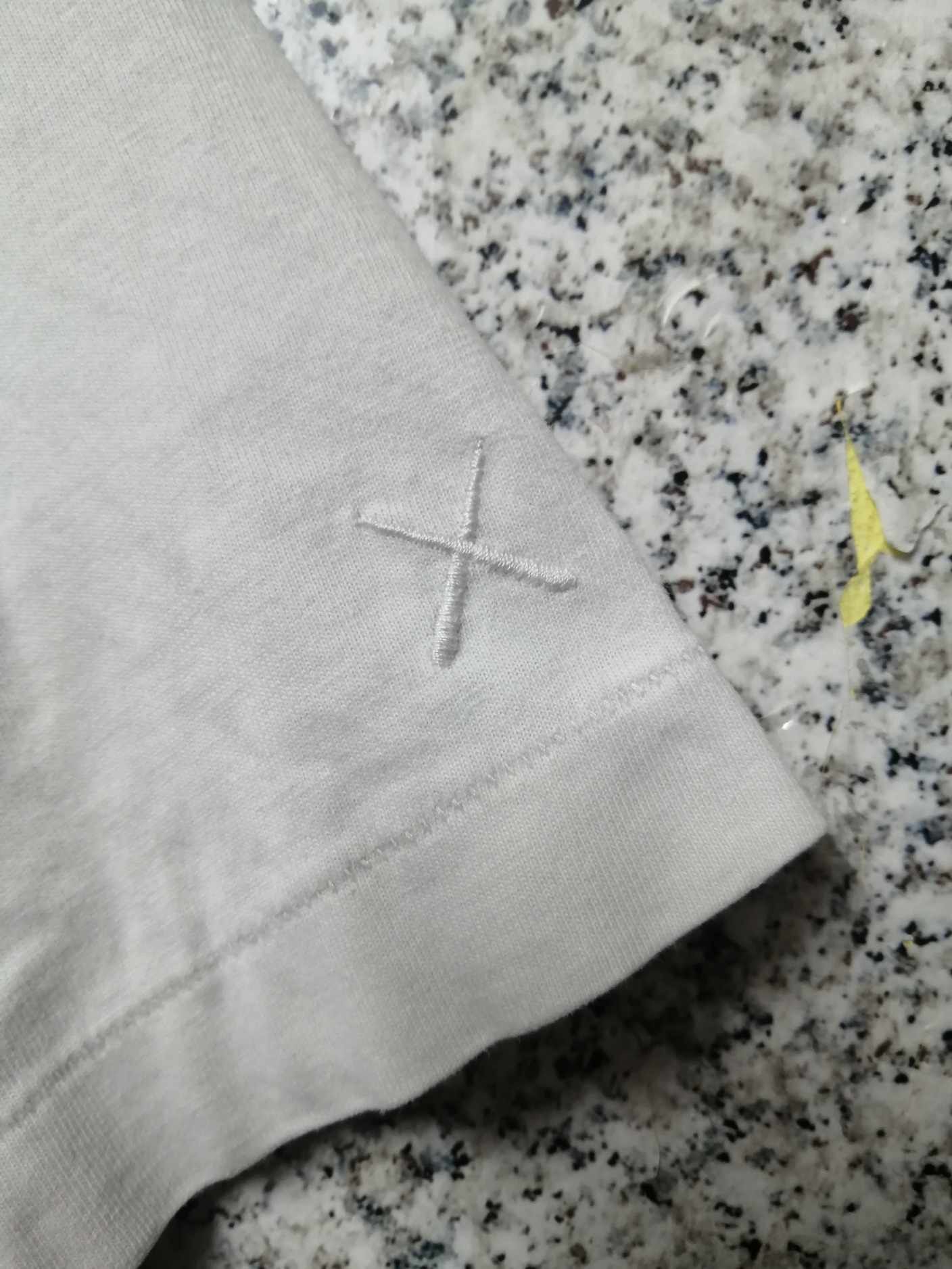 Japanese Brand × Kaws × Vintage KAWS TEE VERY RARE Size US M / EU 48-50 / 2 - 7 Thumbnail