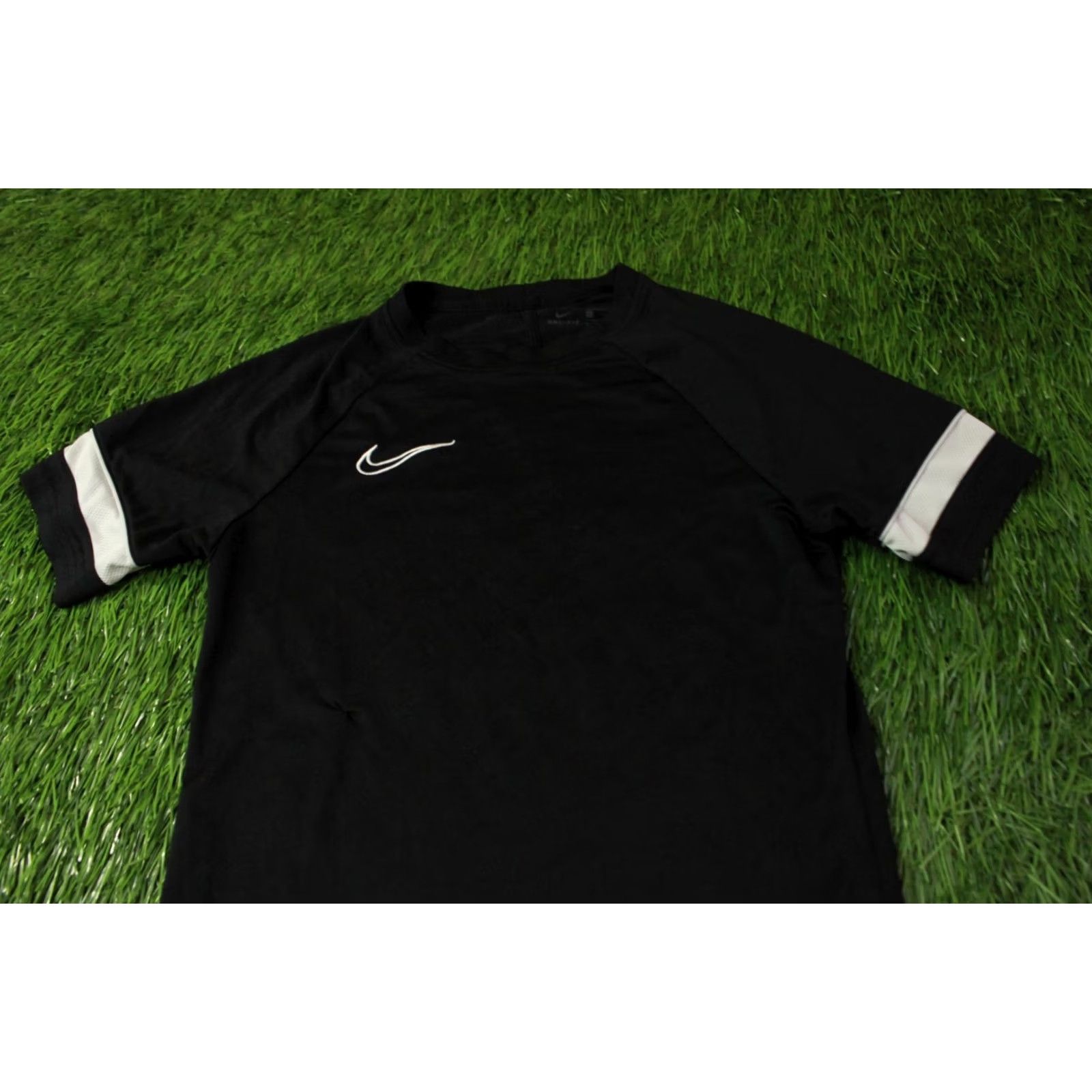 Nike Nike Academy Dri-Fit Original 2021 Men Football Shirt Jersey Tee Size S Black and White Nike Dri-FIT 2021 Mens Football Shirt Size US S / EU 44-46 / 1 - 2 Thumbnail