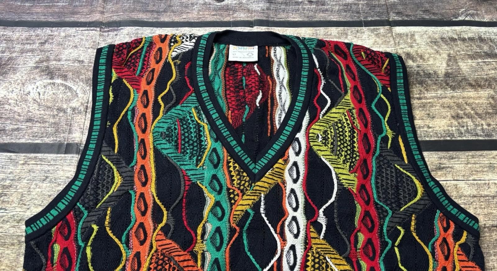 Coogi Coogi Sweater Vest Mens L 3D Knit Colorful Mercerized Cotton Size US L / EU 52-54 / 3 - 4 Thumbnail