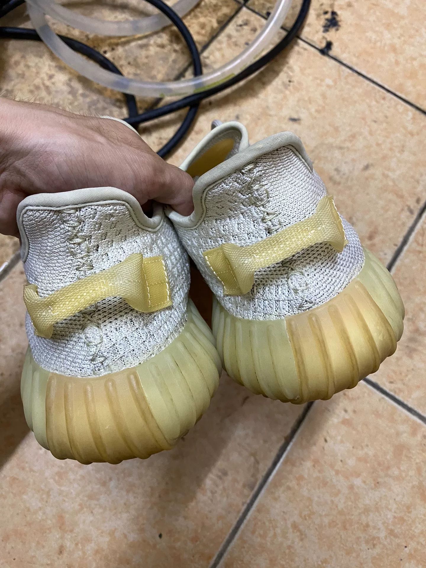Adidas Adidas Yellow Lowtop Sneakers 35 Men Size US 5 / EU 37 - 1 Thumbnail
