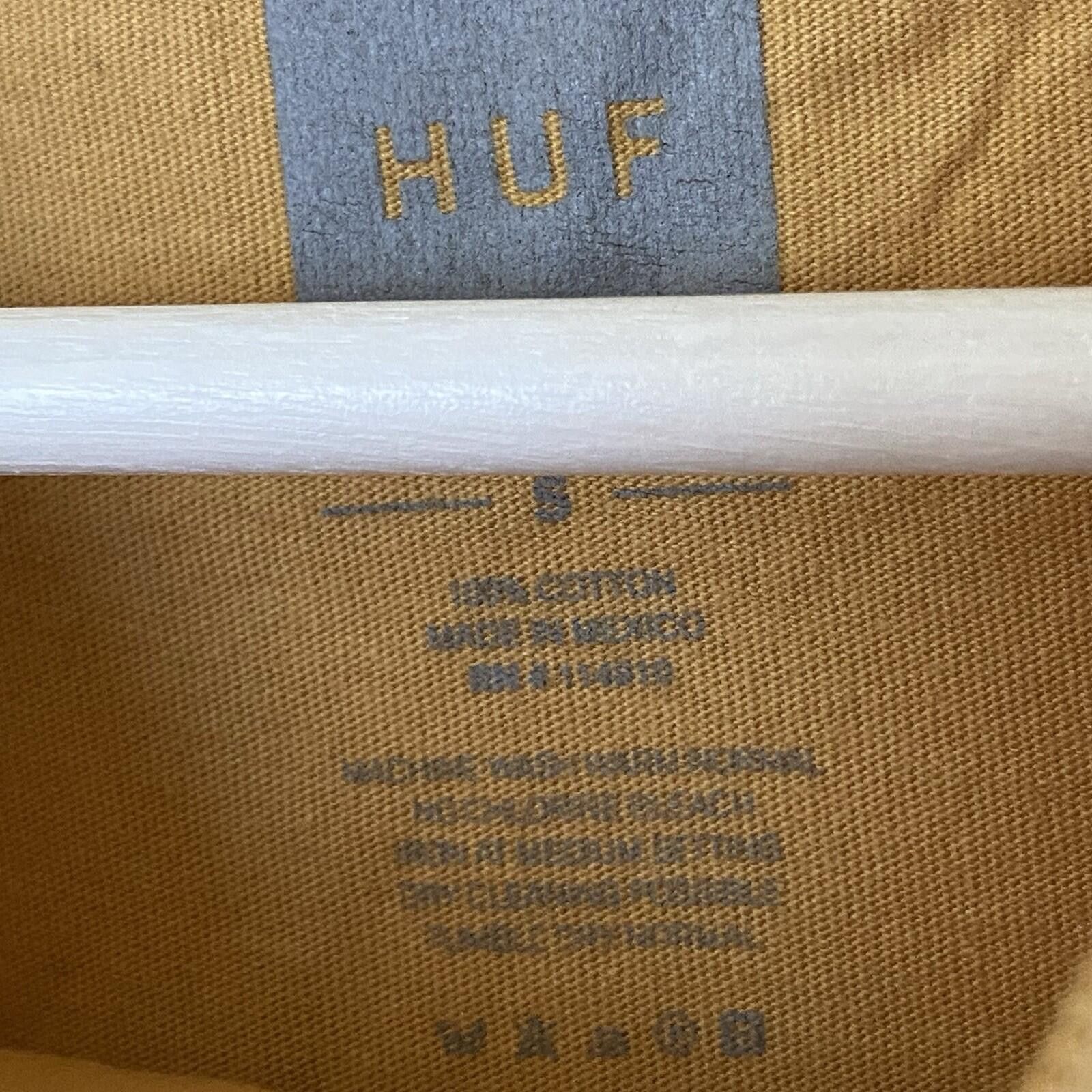Huf HUF Worldwide Triangle Men Graphic All Cotton Size Small Size US S / EU 44-46 / 1 - 4 Thumbnail