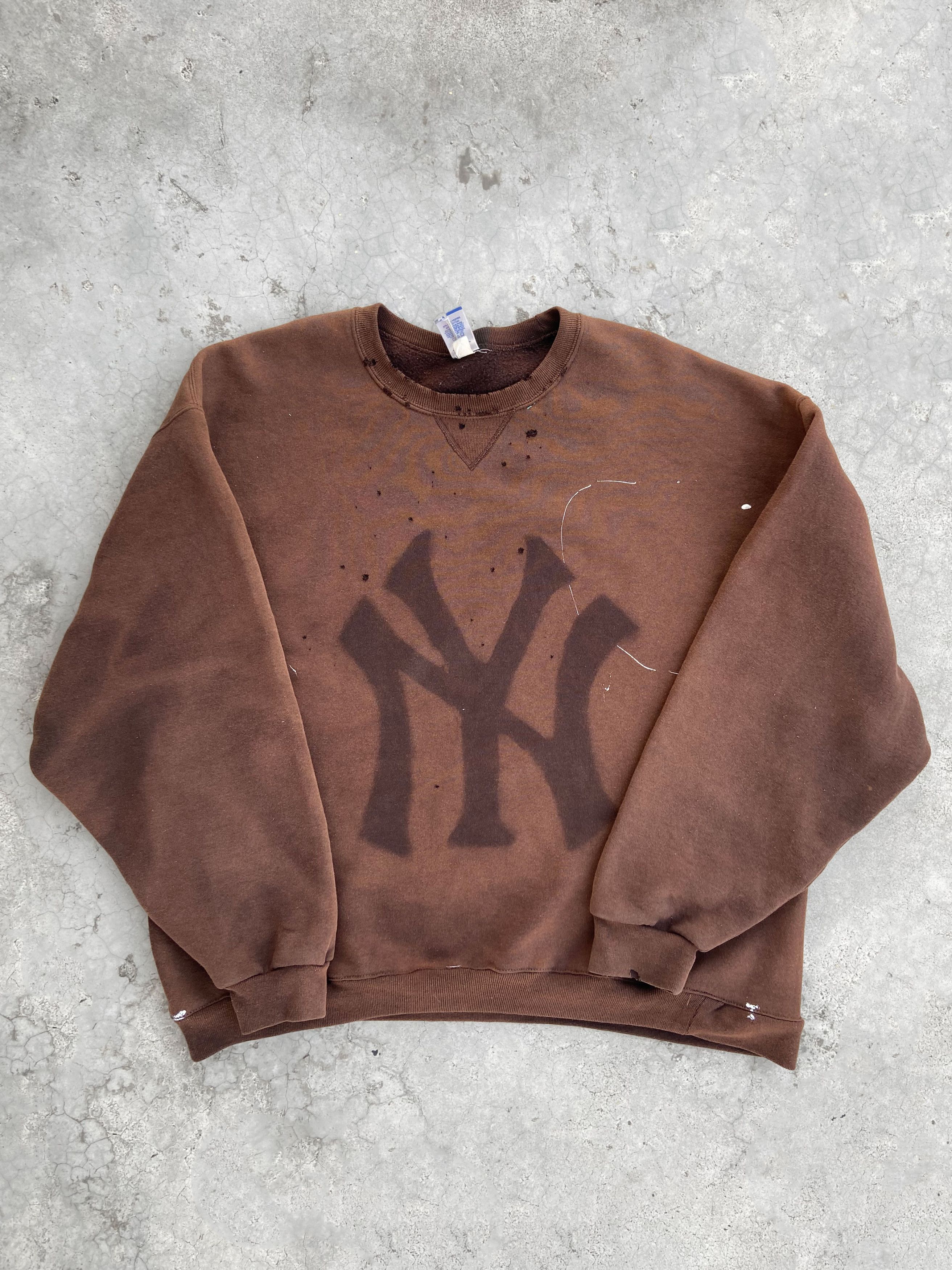 Vintage RUSSELL FADED DISTRESSED THRASHED CREWNECK Size US XL / EU 56 / 4 - 1 Thumbnail