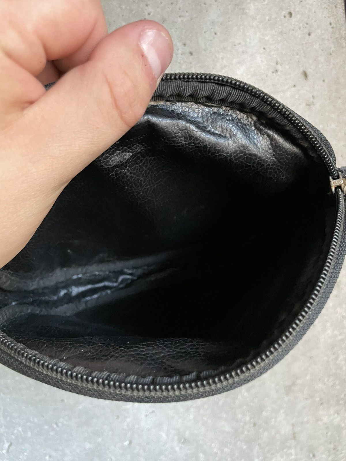 Fendi Vintage 90s Fendi Distressed Shoulder Crossbody Bag Size ONE SIZE - 15 Thumbnail