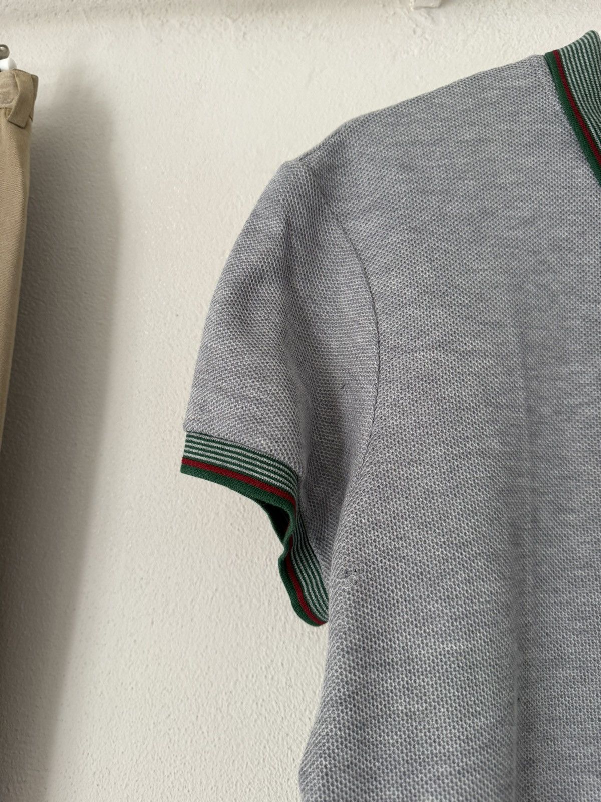Gucci Grey Polo with Web Stripe Trim Size US L / EU 52-54 / 3 - 6 Thumbnail