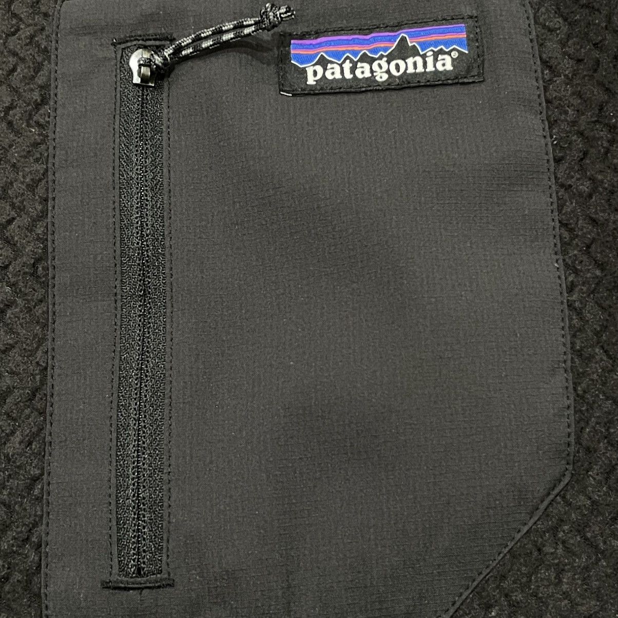 Patagonia Vtg Y2K Patagonia Regulator R1 Air Grid Crewneck Black Size US M / EU 48-50 / 2 - 5 Thumbnail