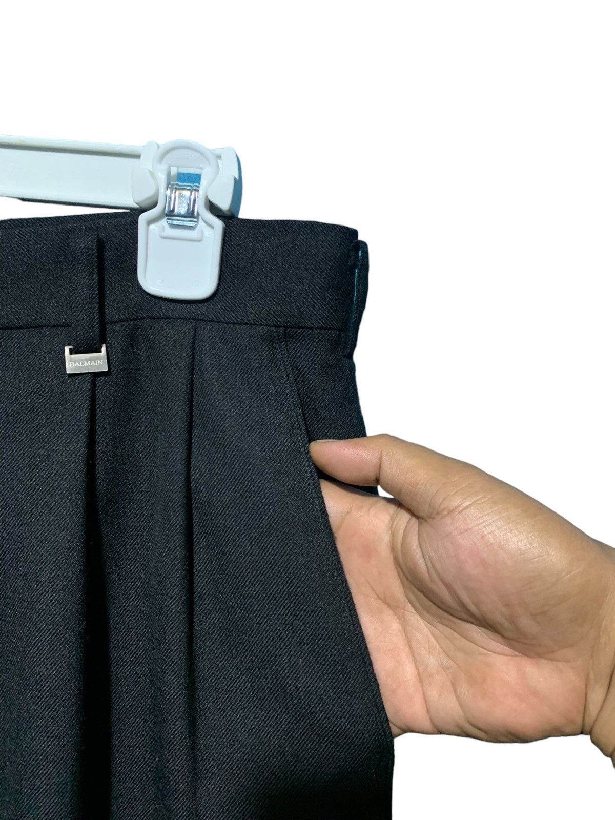 Balmain 2000s BALMAIN PARIS pleated baggy trouser dark grey Size US 30 / EU 46 - 4 Thumbnail