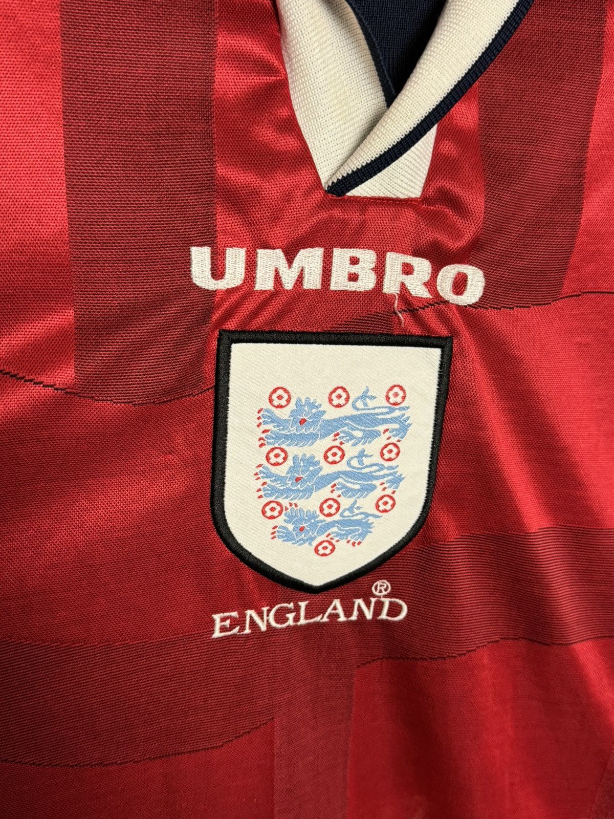 Umbro England National Team 97/99 Away Football Jersey T-Shirt Size US XL / EU 56 / 4 - 3 Thumbnail