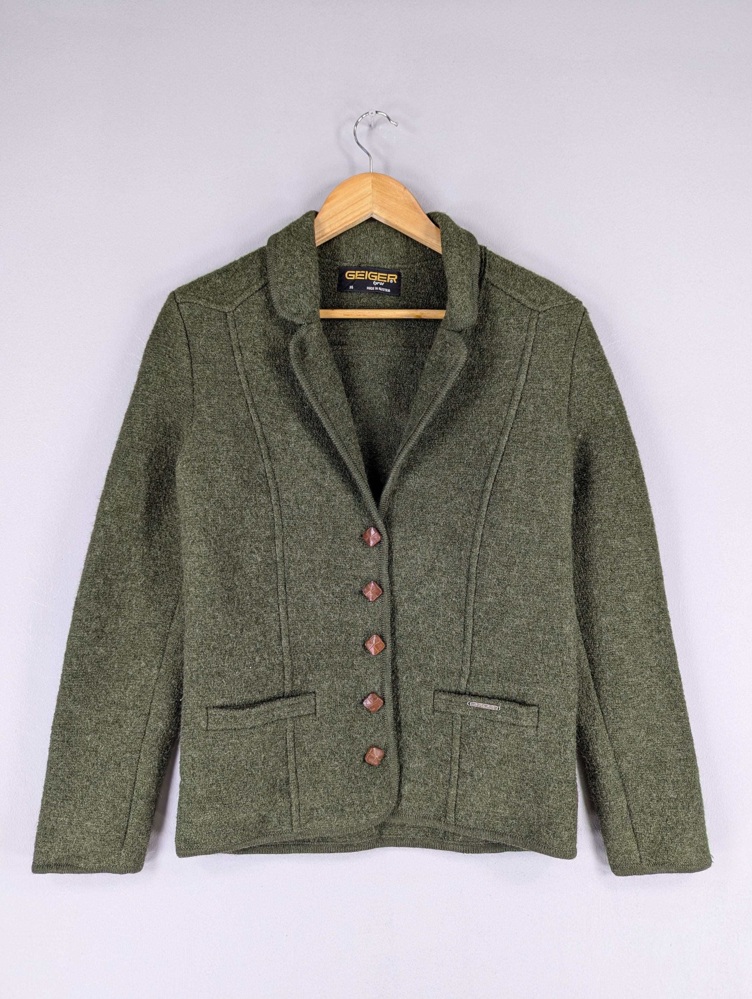 Designer Vintage 90s GEIGER Tyrol Wool Green Blazer Jacket Size XS / US 0-2 / IT 36-38 - 1 Thumbnail