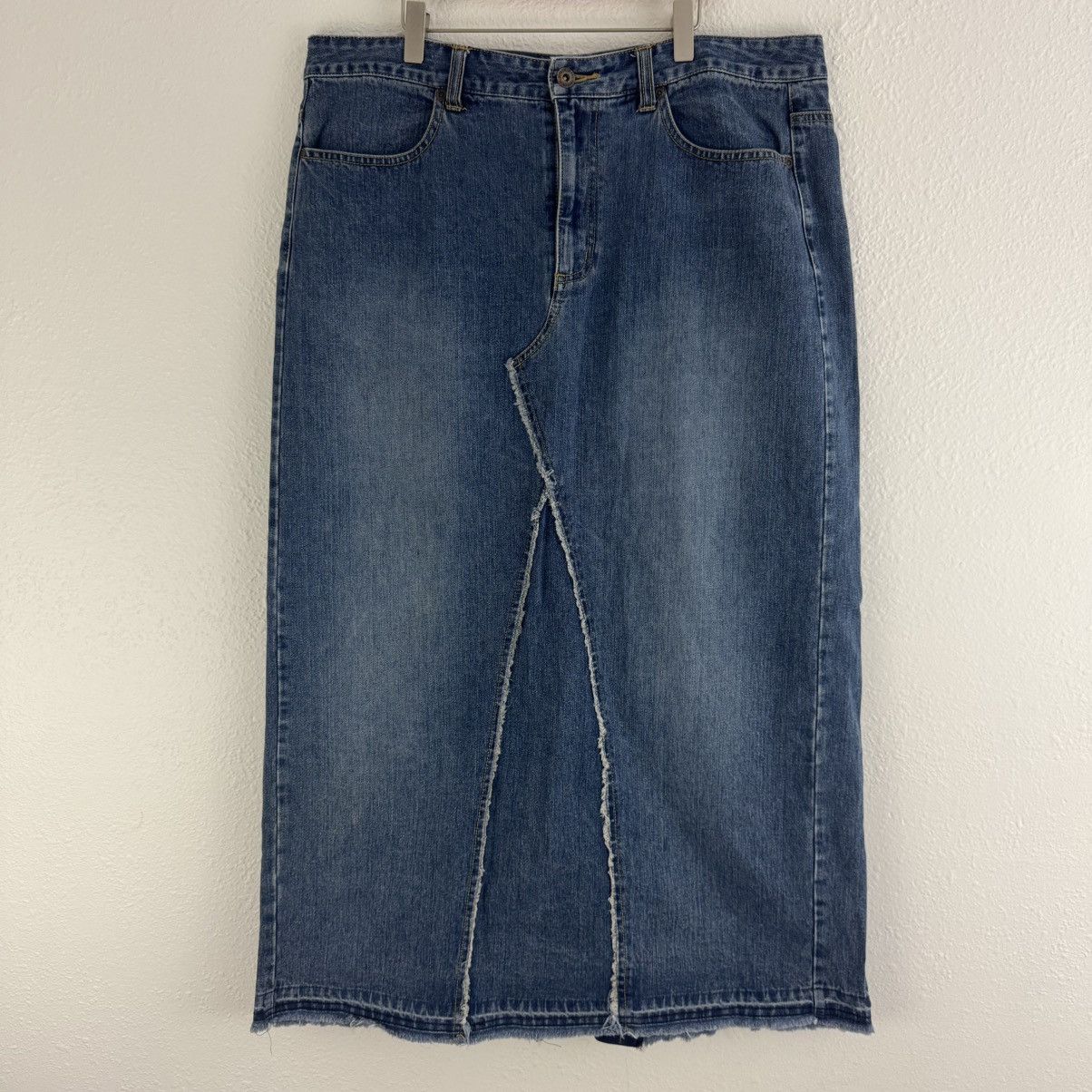 Other VENEZIA JEANS Vintage 90s Dark Wash Denim Plus Size Skirt Size 36" / US 14 / IT 50 - 1 Thumbnail