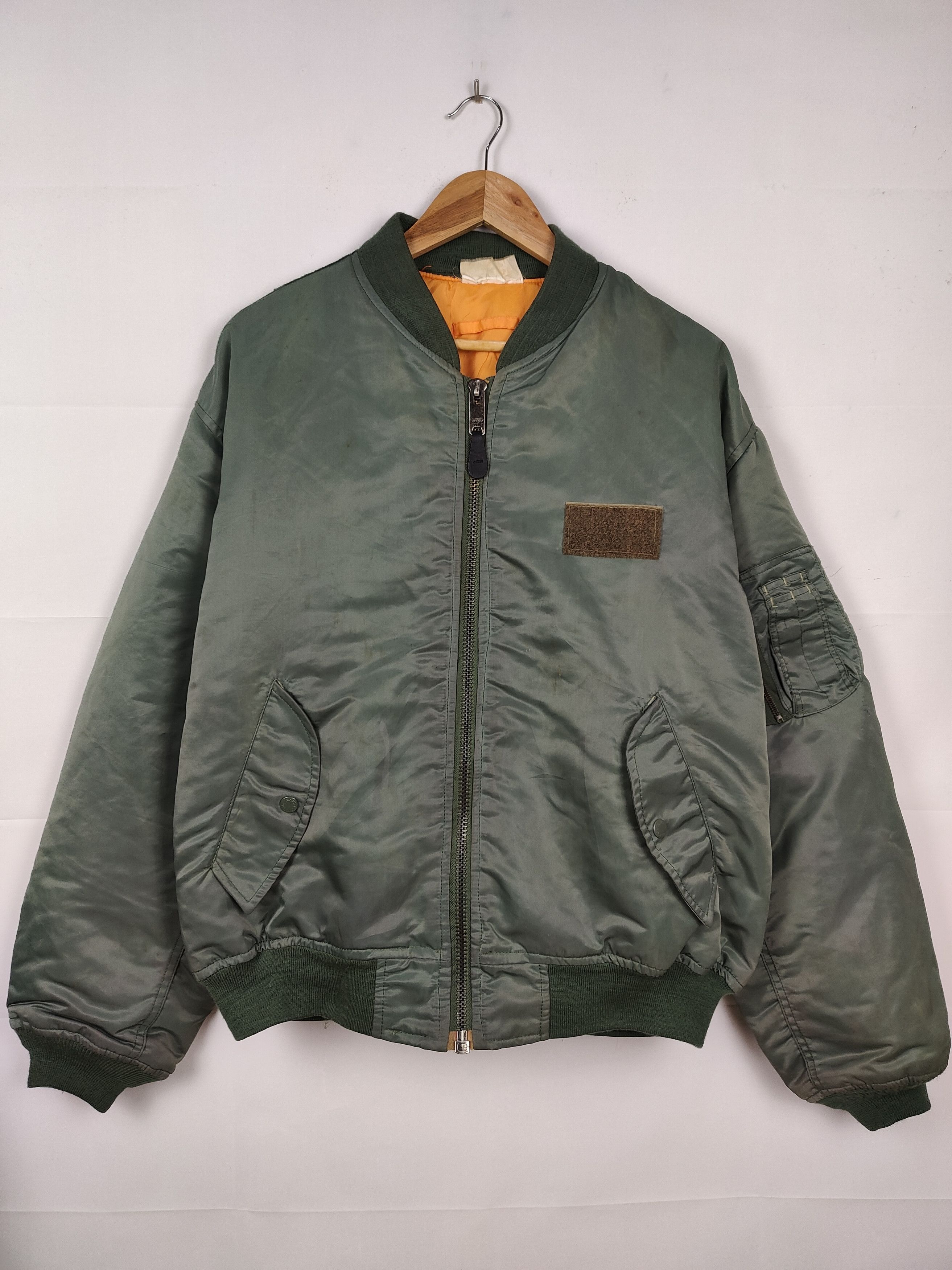 Avirex Vintage Avirex USAF Bomber Flight Jacket (mil-j-827901) Size US L / EU 52-54 / 3 - 1 Thumbnail