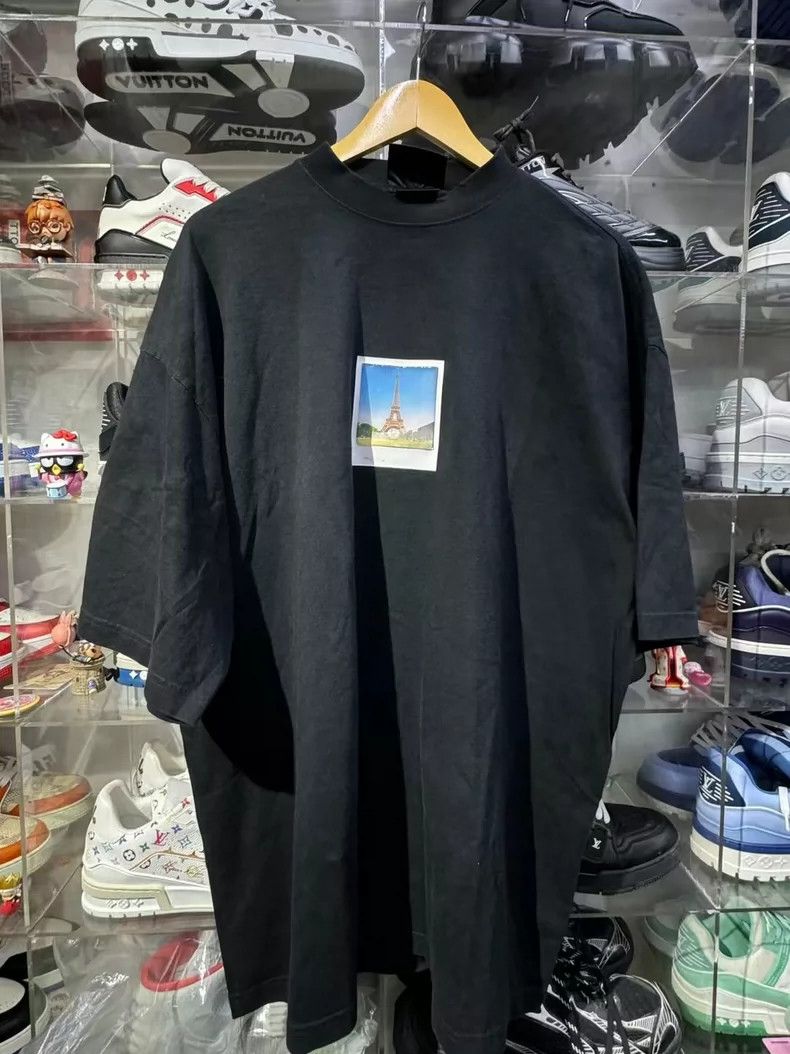 Balenciaga Balenciaga Paris Tower Polaroid Architectural Print Crew N Size US S / EU 44-46 / 1 - 1 Thumbnail