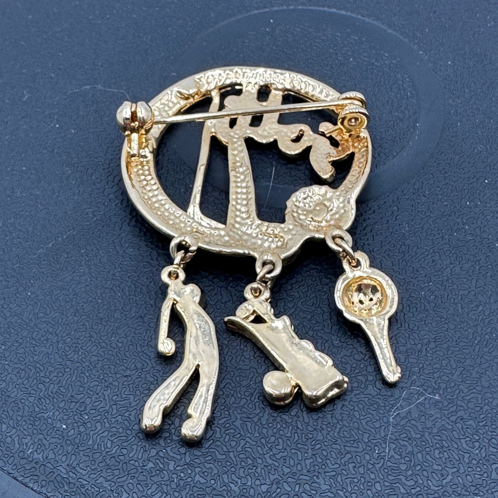 & Other Stories VTG Golf Brooch Dangling Charms Gold Tone Club Ball Golf Bag Size ONE SIZE - 4 Thumbnail