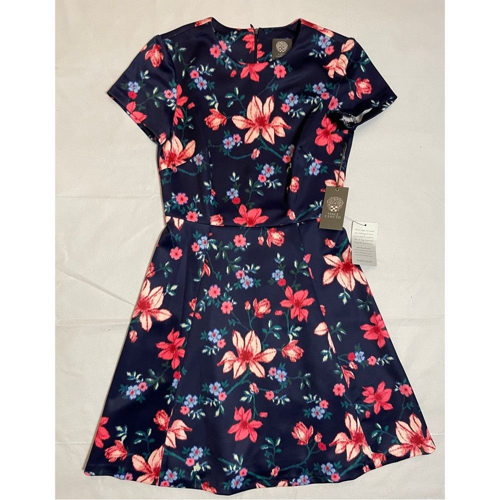 Vince Camuto NWT New Vince Camuto Floral Short Sleeve Scuba Fit & Flare Size XS / US 0-2 / IT 36-38 - 8 Thumbnail