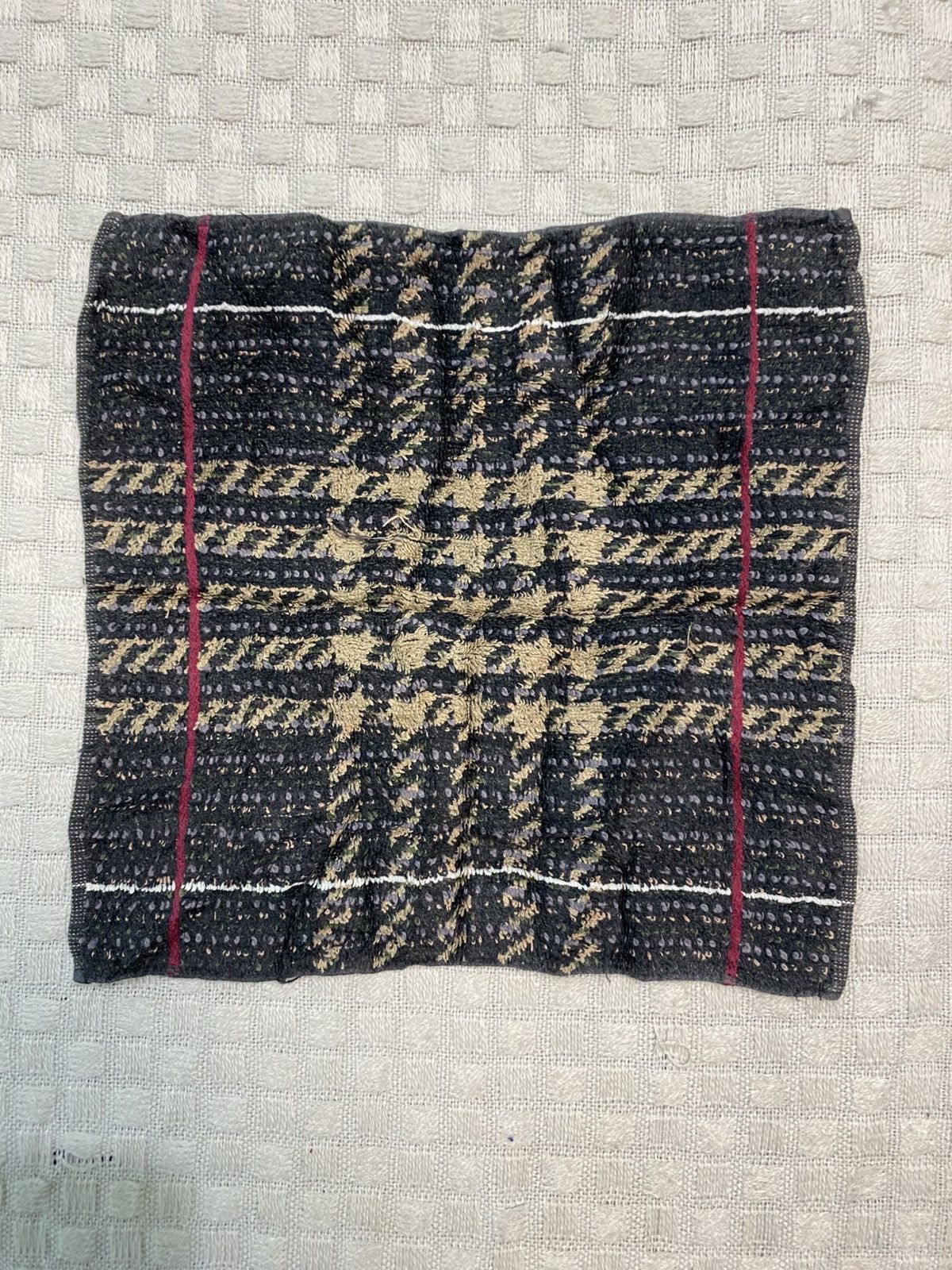 Pierre Balmain Pierre Balmain Handkerchief / Bandana / Neckerchief Size ONE SIZE - 1 Thumbnail