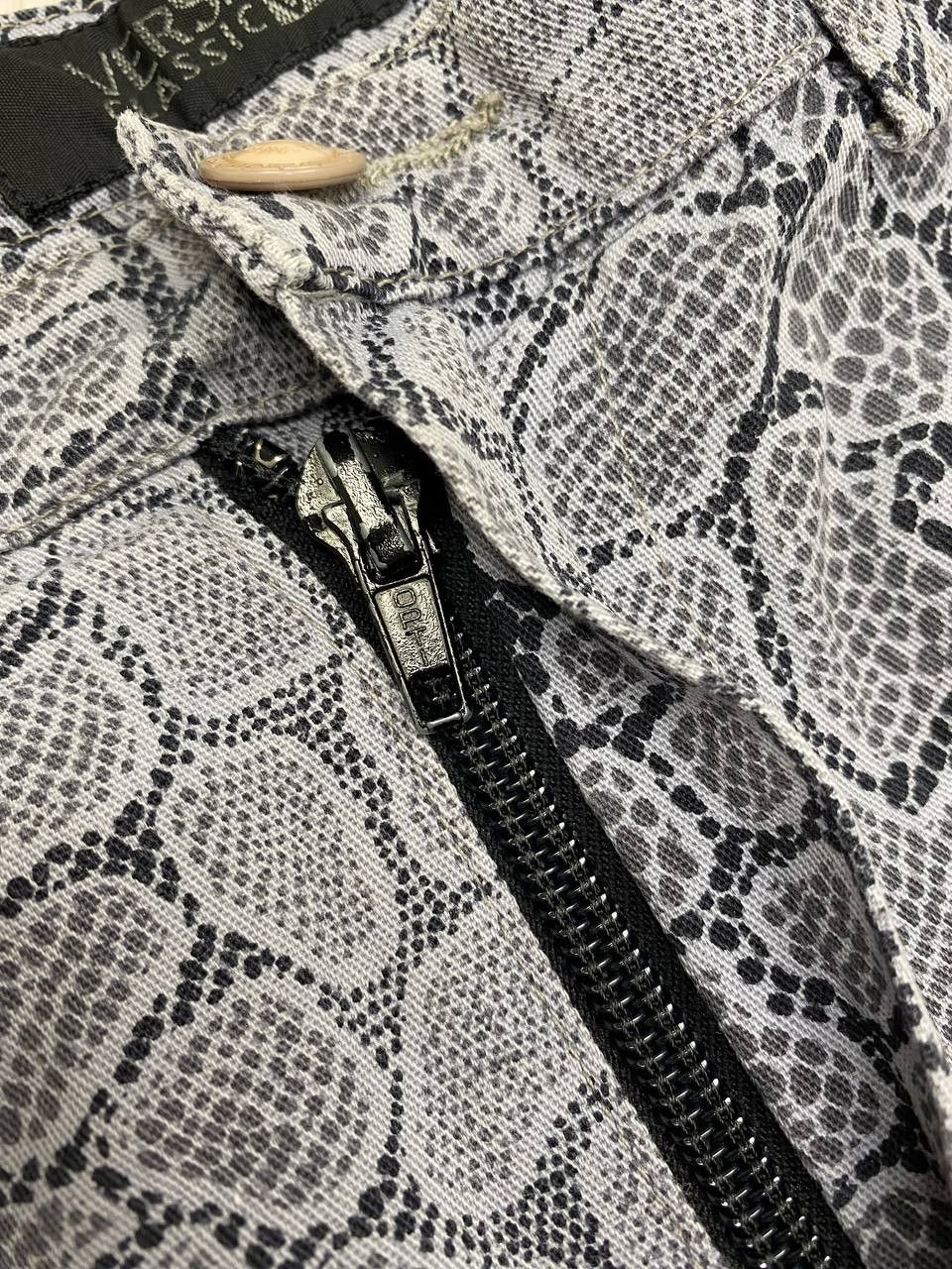 Versace × Versace Jeans Couture × Vintage Vintage Versace Jeans Pants print snake Size 29" - 6 Thumbnail