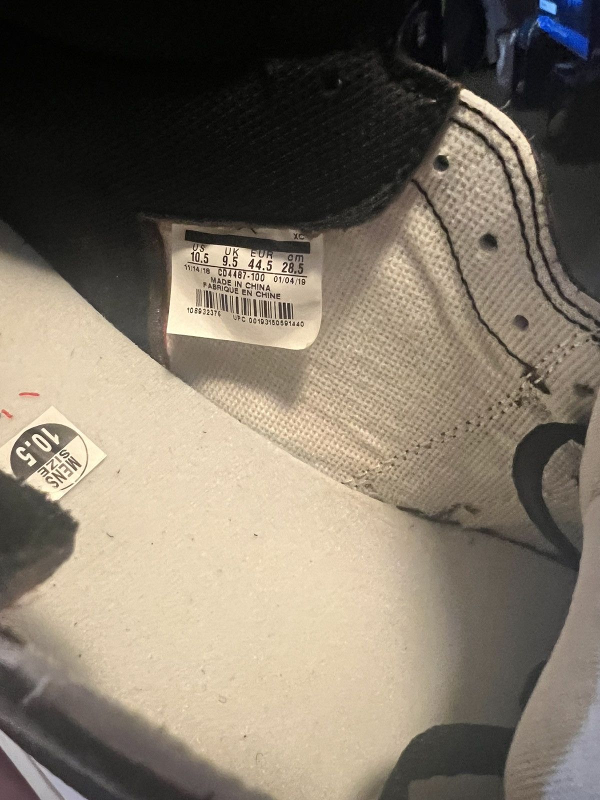 Nike Jordan 1 high travis scott mocha Size US 10.5 / EU 43-44 - 15 Thumbnail