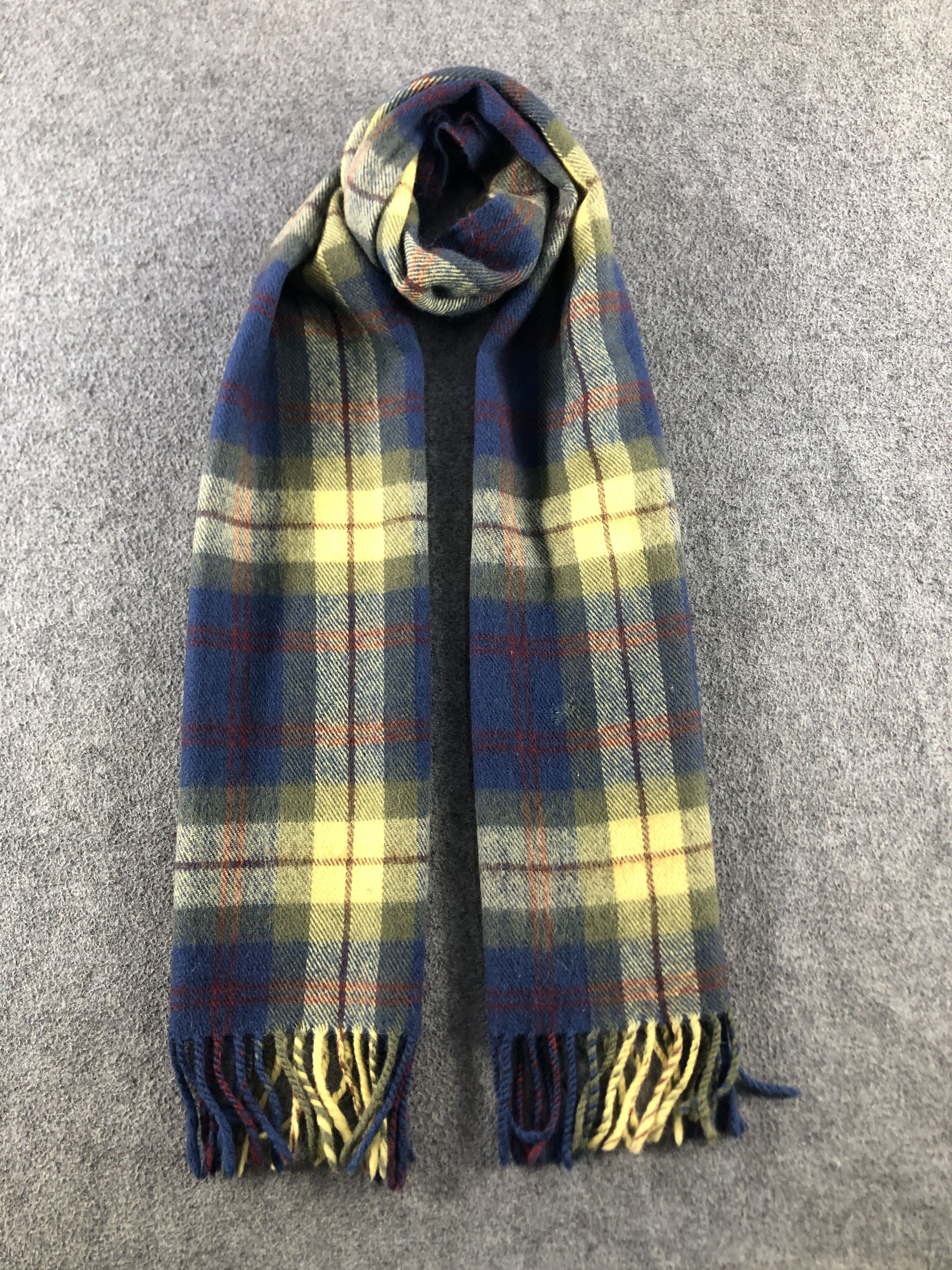 Banana Republic Banana Republic Scarf / Muffler / Neckwear P709 Size ONE SIZE - 1 Thumbnail
