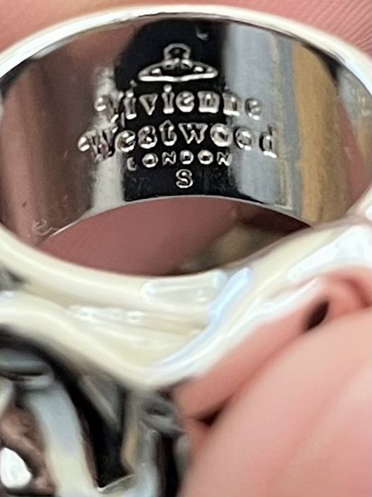 vivienne westwood belt ring