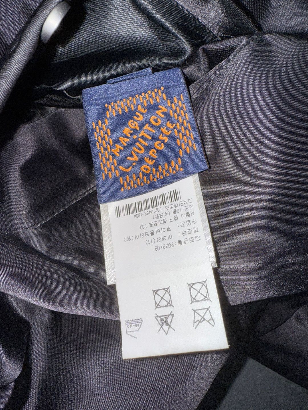 Louis Vuitton Louis Vuitton Embroidery Nylon Base Ball Jacket Bomber Size US M / EU 48-50 / 2 - 13 Thumbnail