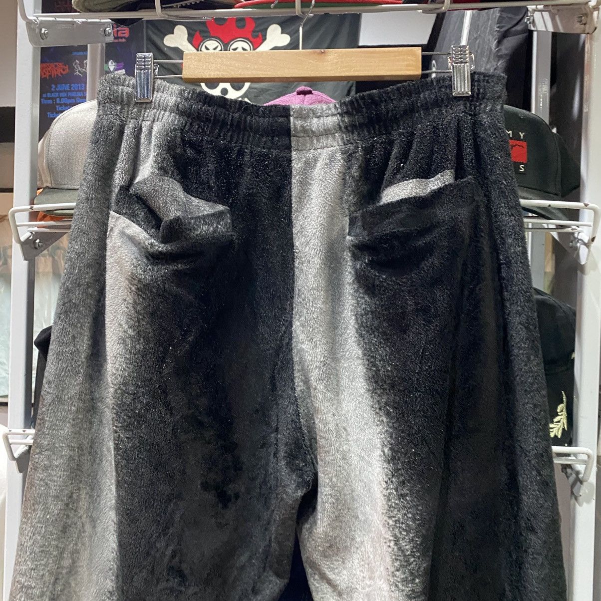 Sean John × Vintage Sean John Embroidery Logo Fleece Sweatpants Size US 36 / EU 52 - 10 Thumbnail