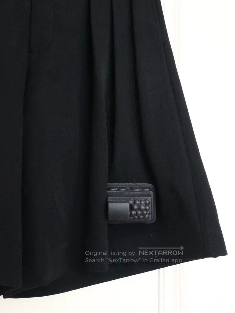 Comme des Garcons Comme des Garcons Black Pleated Toy Shorts. Size US 36 / EU 52 - 5 Thumbnail