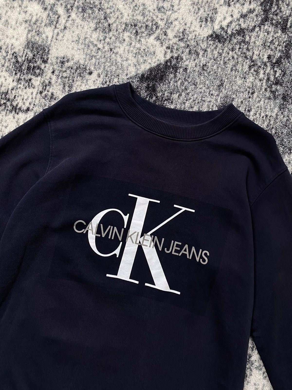 Calvin Klein Vintage Calvin Klein Jeans Sweatshirt Luxury Casual Style Size US L / EU 52-54 / 3 - 3 Thumbnail