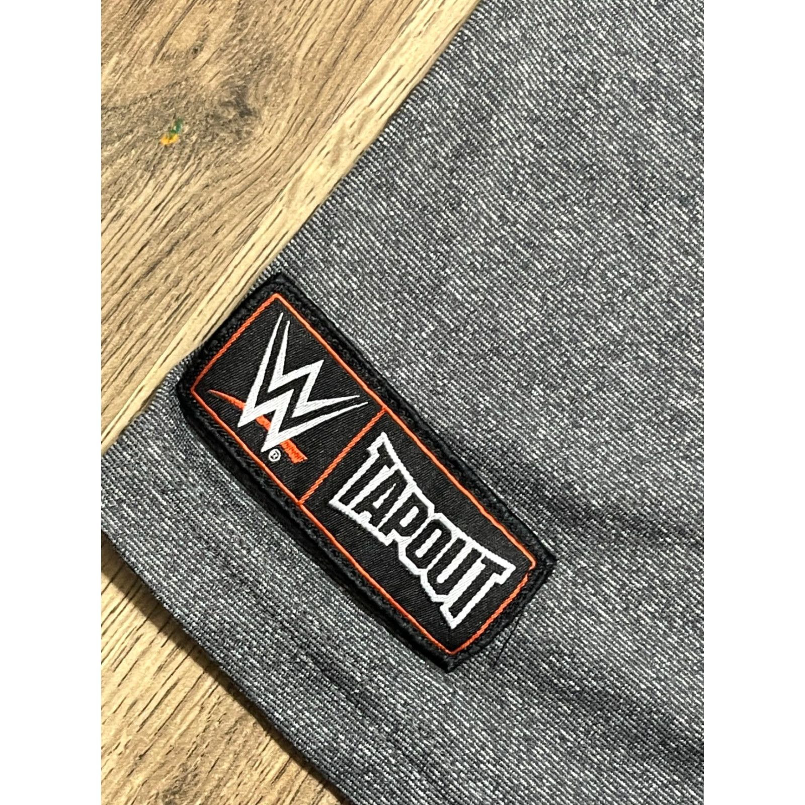 Tapout **Tapout Men's XXL Gray Short Sleeve T-Shirt** User: **Tapout Men's Size XXL Gray Short Sleeve Shirt** Size US XXL / EU 58 / 5 - 5 Thumbnail