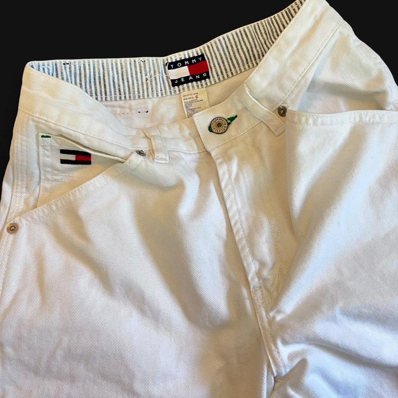 Tommy Hilfiger TOMMY HILFIGER • 1990s WHITE CARGO HIGH WAIST SHORTS XXS XS Size 24" / US 00 / IT 34 - 7 Thumbnail