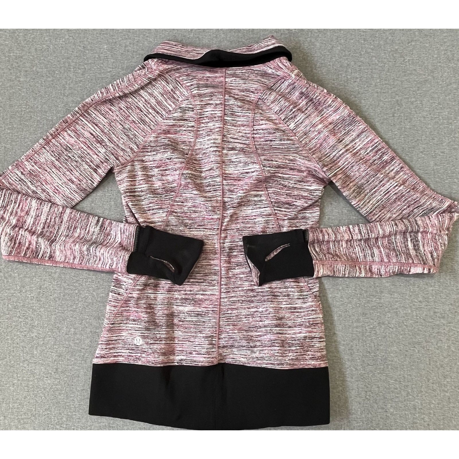 Lululemon Lululemon Women 4 Lightweight Jacket Pink Black 3/4Zip Size S / US 4 / IT 40 - 2 Thumbnail
