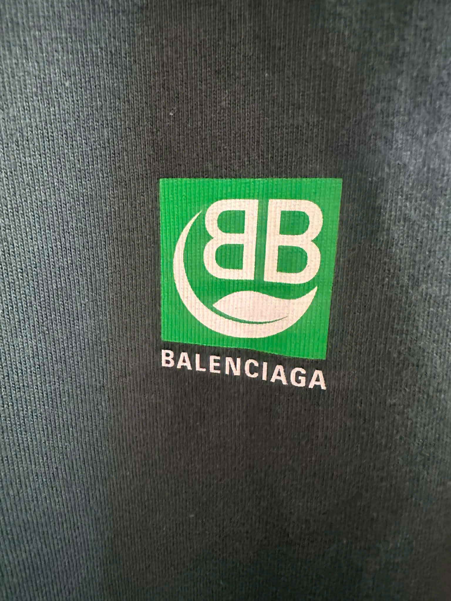 Balenciaga BALENCIAGA T SHIRT Size US S / EU 44-46 / 1 - 10 Thumbnail