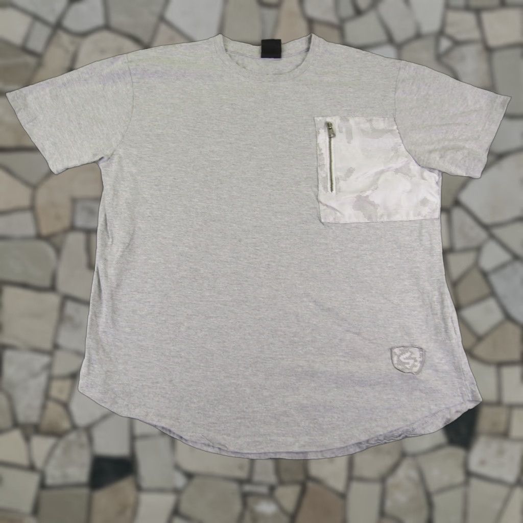 Southpole VINTAGE Southpole T-Shirt Men XL Short Sleeve Gray Hip Hop 2000s Casual Pockets Size US XL / EU 56 / 4 - 1 Thumbnail