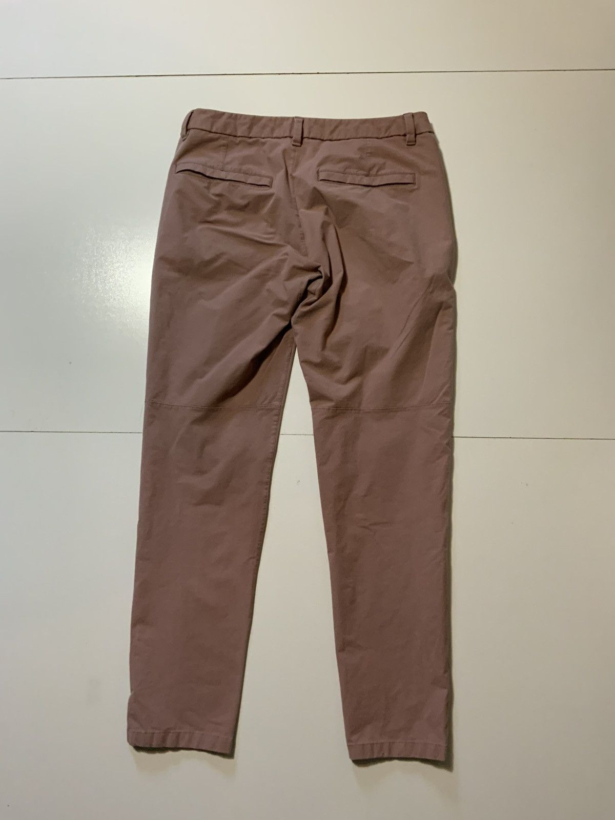 Lululemon $128 Lululemon Commission Mauve Earth Clay Dye Tapered Pants Size US 32 / EU 48 - 6 Thumbnail