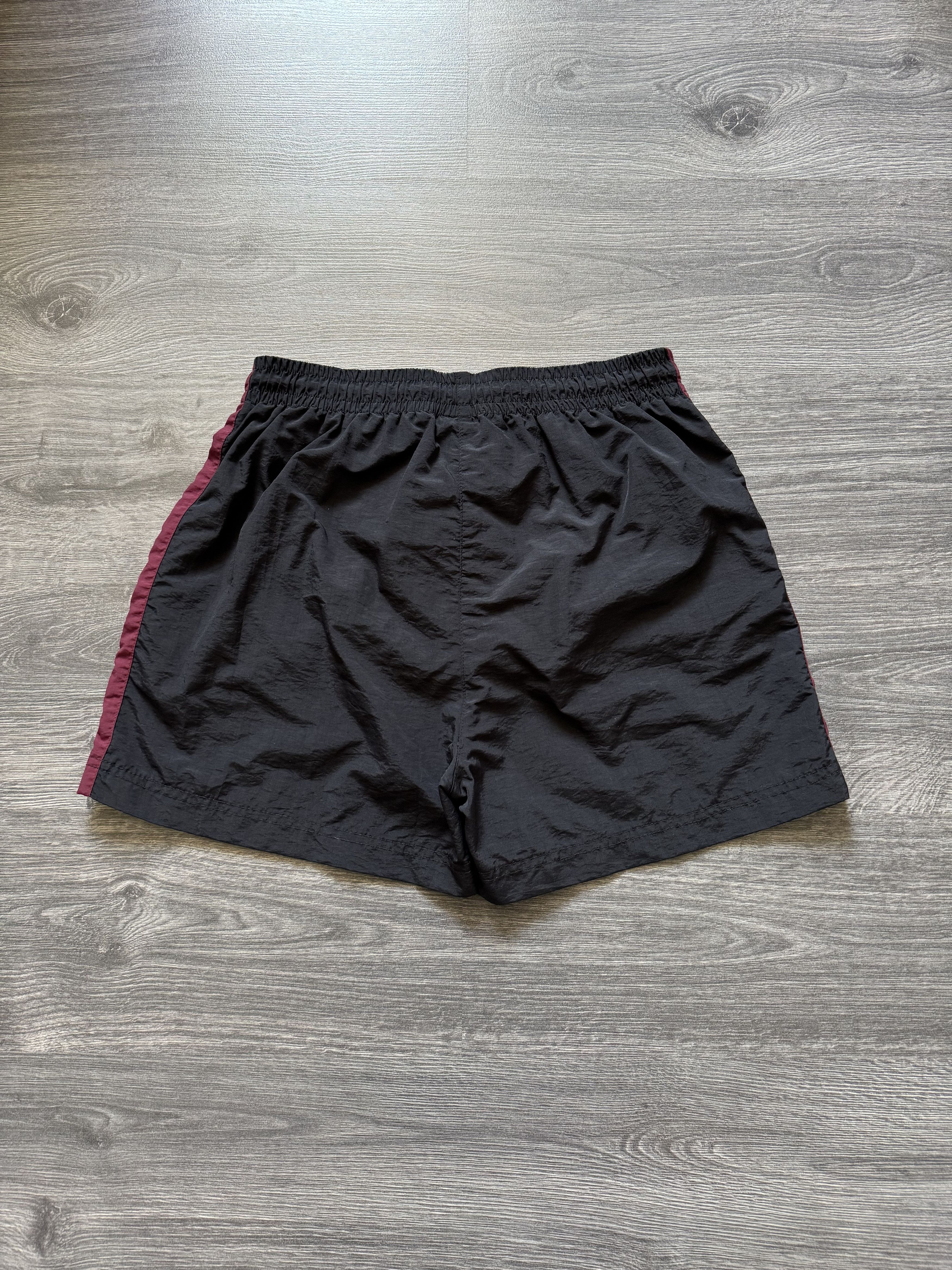 Reebok Reebok Vintage Mens Nylon Shorts Y2K Size US 36 / EU 52 - 2 Thumbnail