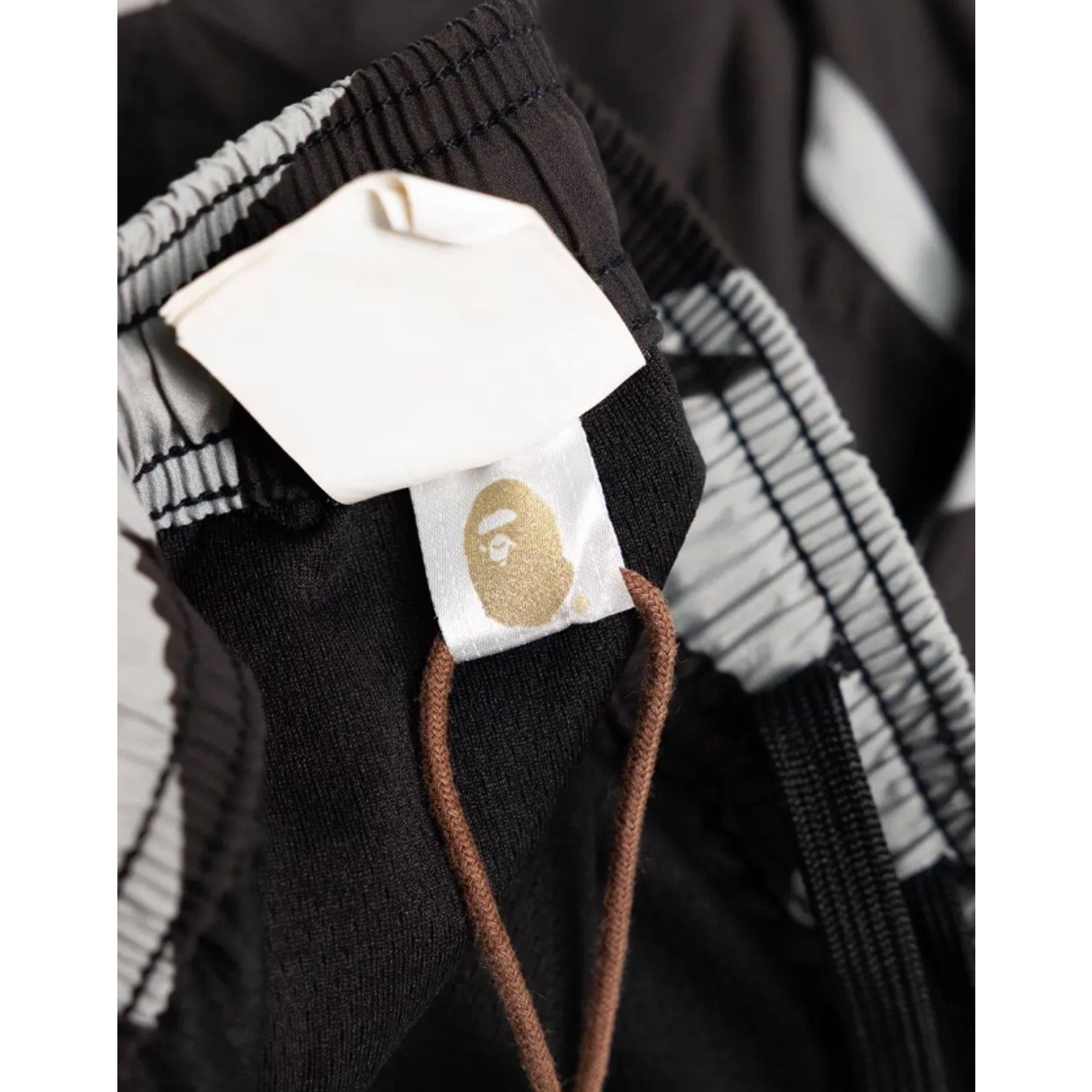 Bape Bape Bapesta Pattern Black Beach Shorts Size XL Size US 36 / EU 52 - 5 Thumbnail