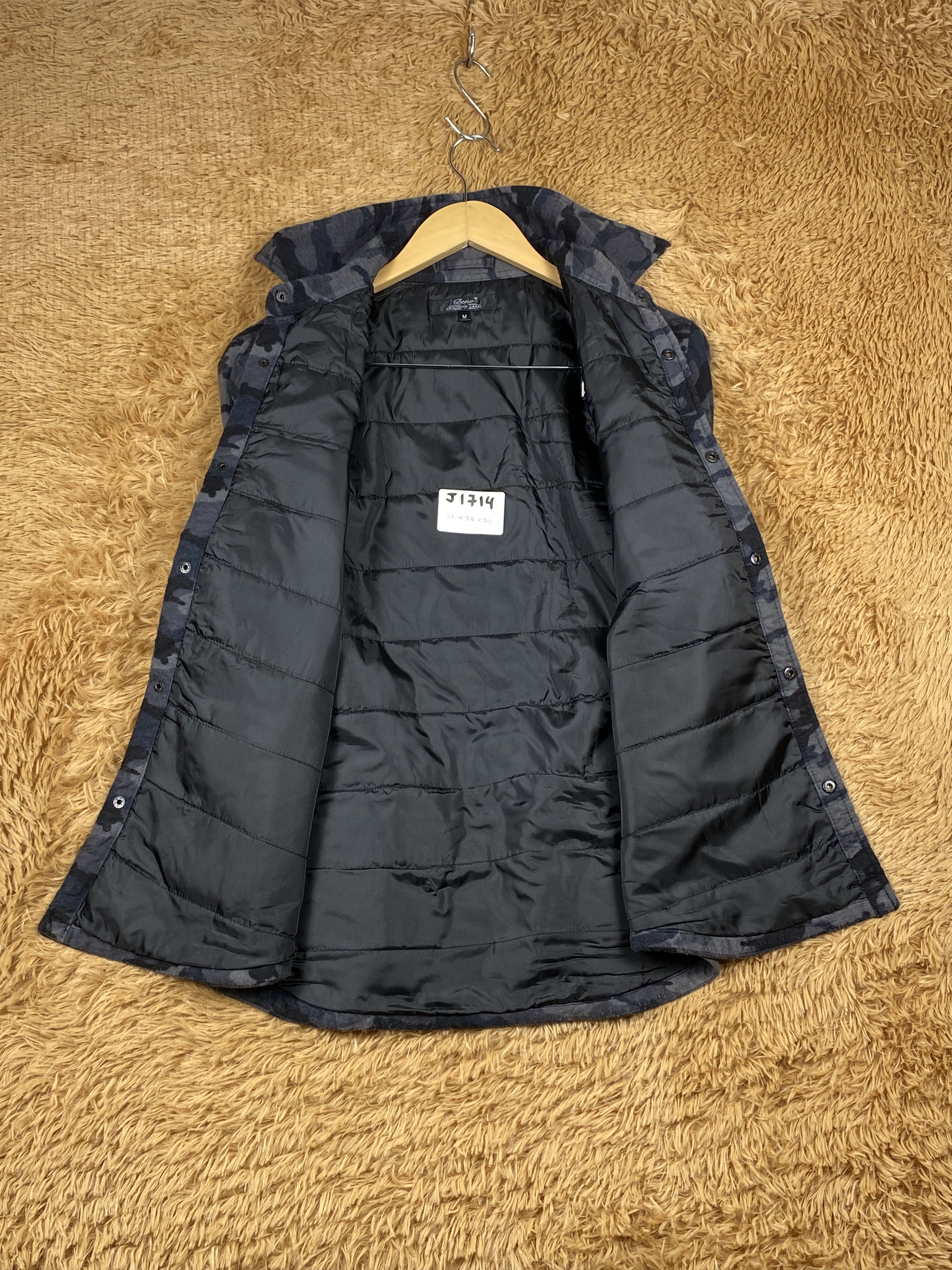 Japanese Brand Vintage Japanese Brand Camouflage Jacket Military Size US S / EU 44-46 / 1 - 6 Thumbnail
