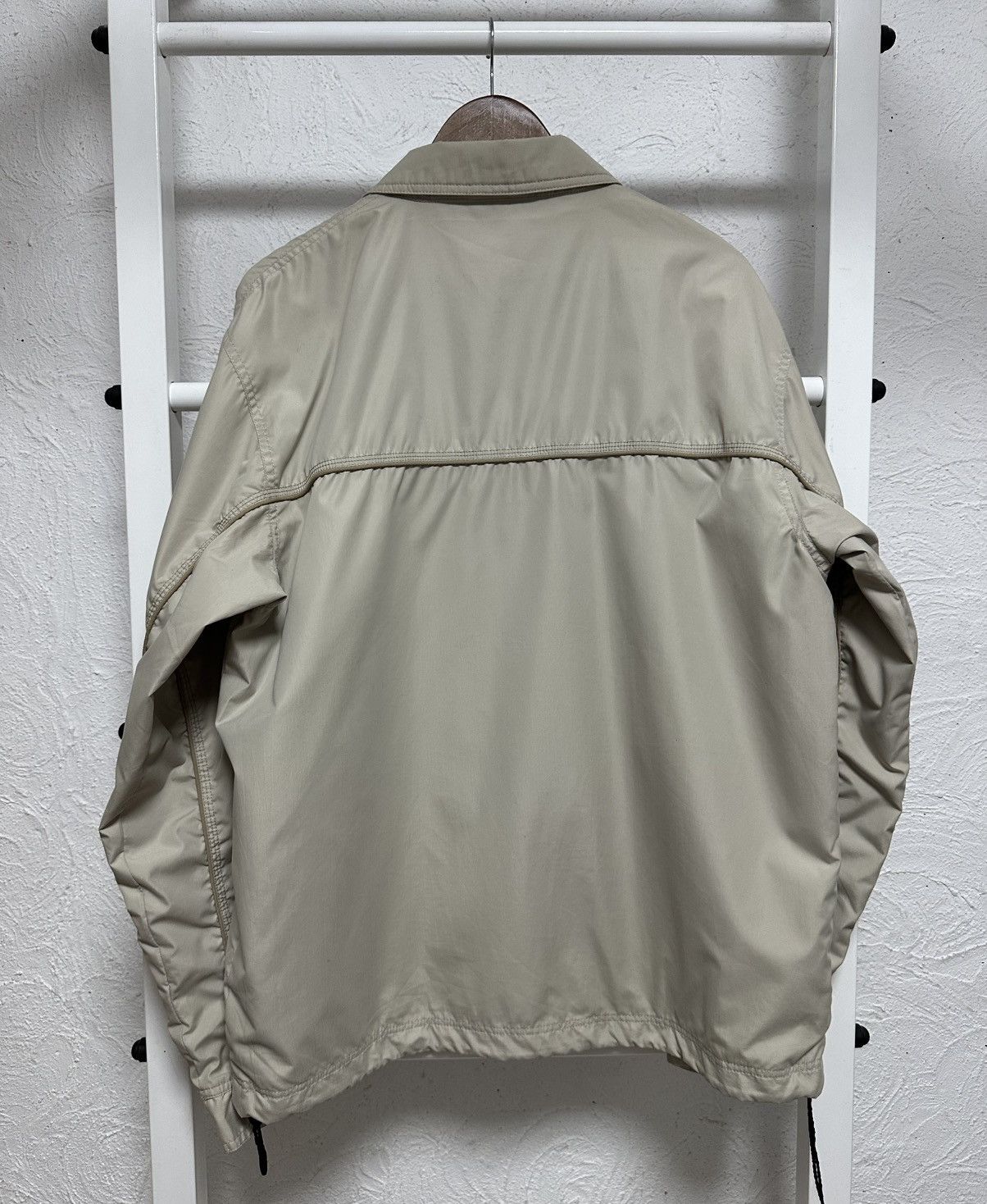 Oakley Vintage Oakley Windbreaker Jacket Size L Y2K Style Size US L / EU 52-54 / 3 - 6 Thumbnail