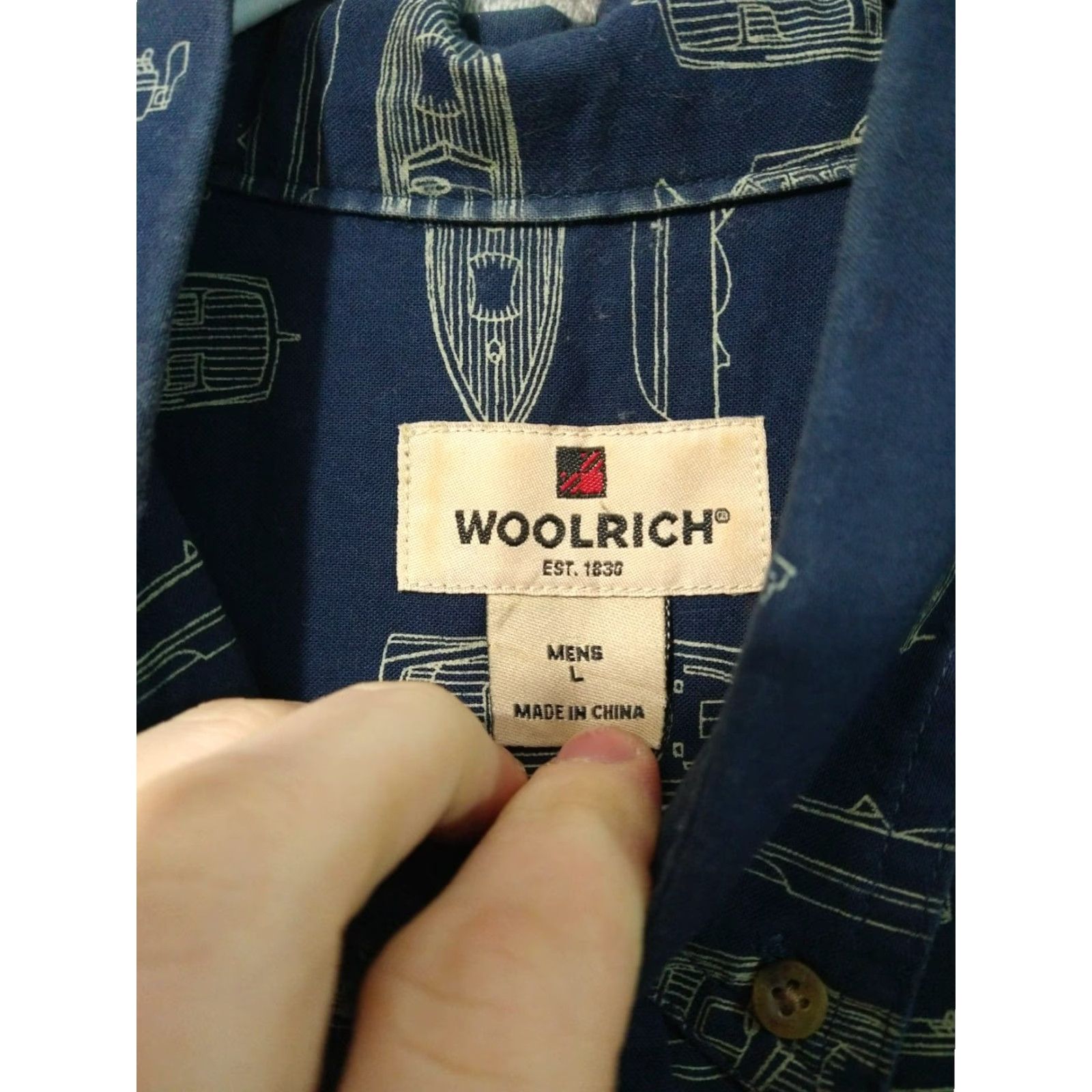 Vintage Woolrich Shirt Mens Large Blue Boat Print Short Sleeve Button Front Camp Sailing Size US L / EU 52-54 / 3 - 5 Thumbnail