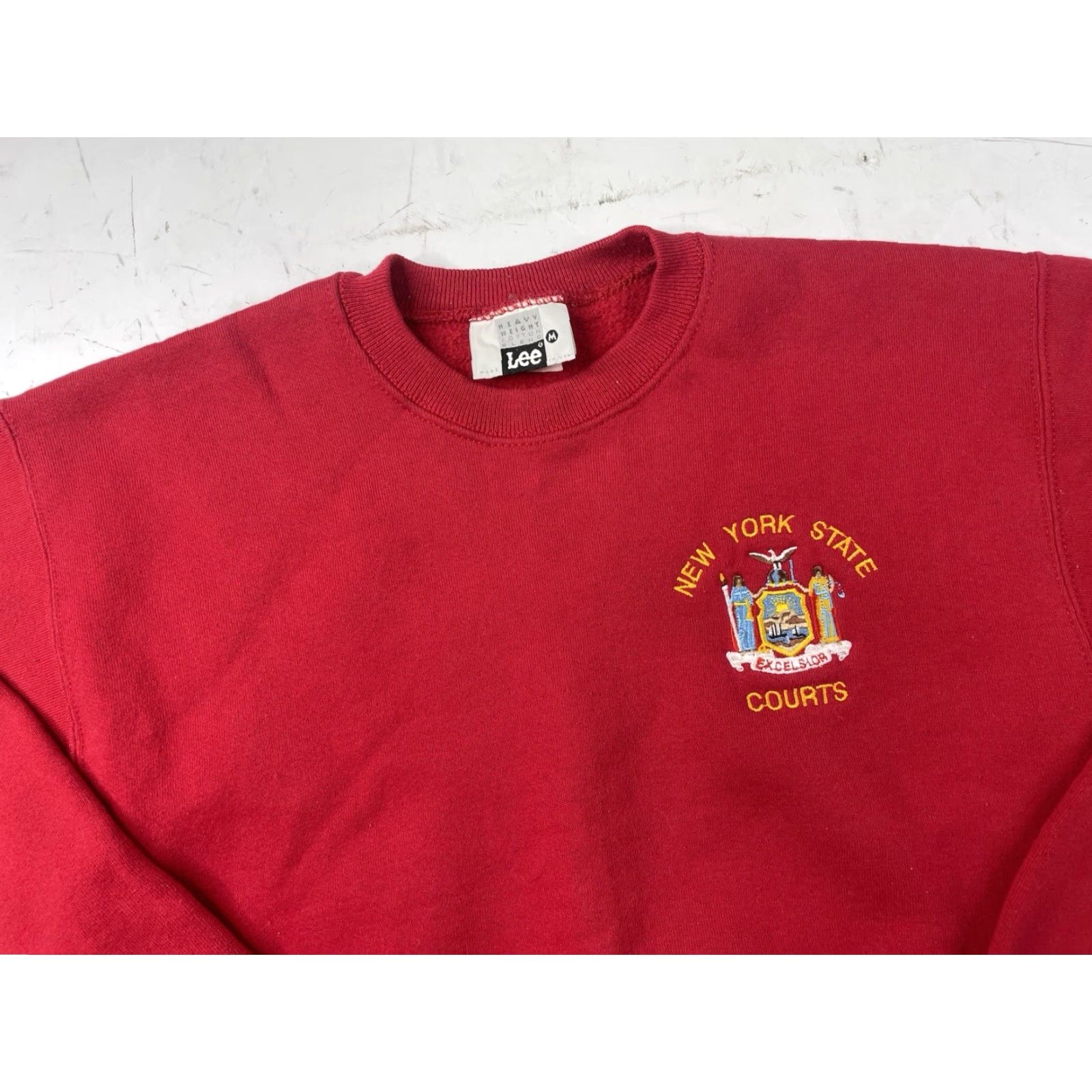 Lee VINTAGE Lee USA Sweatshirt Men M Red Pullover Crewneck Graphic Print Court of New York State Size US M / EU 48-50 / 2 - 2 Thumbnail
