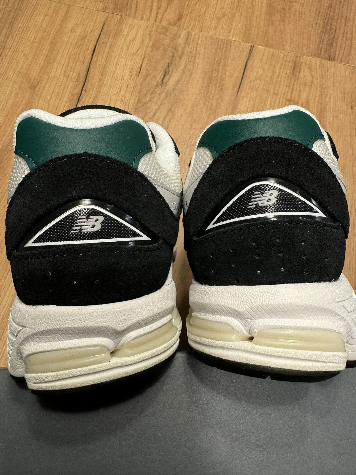 New Balance New Balance 2002R “Black Marsh Green” (M2002RRA) 42 EU Size US 8.5 / EU 41-42 - 9 Thumbnail