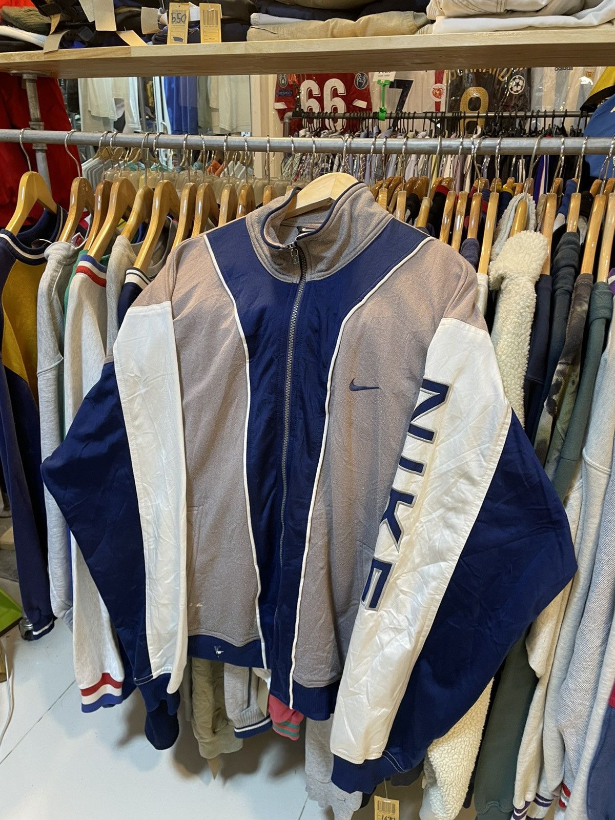 Nike Vintage Nike Spell Out Jacket Size US L / EU 52-54 / 3 - 1 Thumbnail
