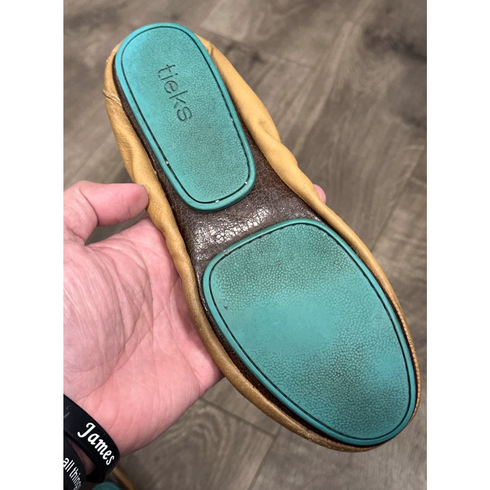 Vintage Tieks Camel Ballet Flats Women Size 7 Leather Standard Width Size US 7 / IT 37 - 6 Thumbnail