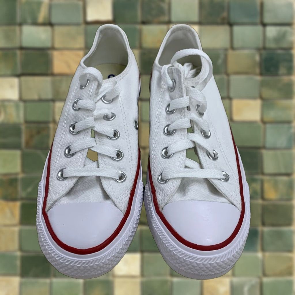 VINTAGE Converse Chuck Taylor All Star Low Top Sneaker Unisex Adults Size  US White Casual