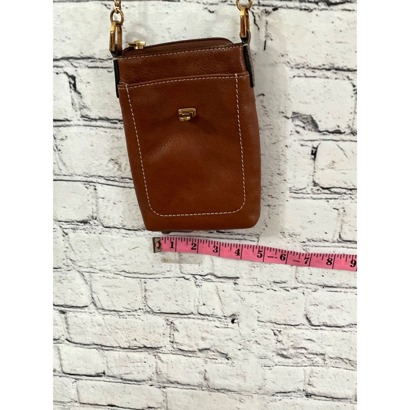 Fossil Fossil Crossbody Purse Bag Crossbody Small Brown Leather 8in 5in Zipper Gold Hardware Womens Purse Strap Adjustable Vintage No Size ONE SIZE - 5 Thumbnail