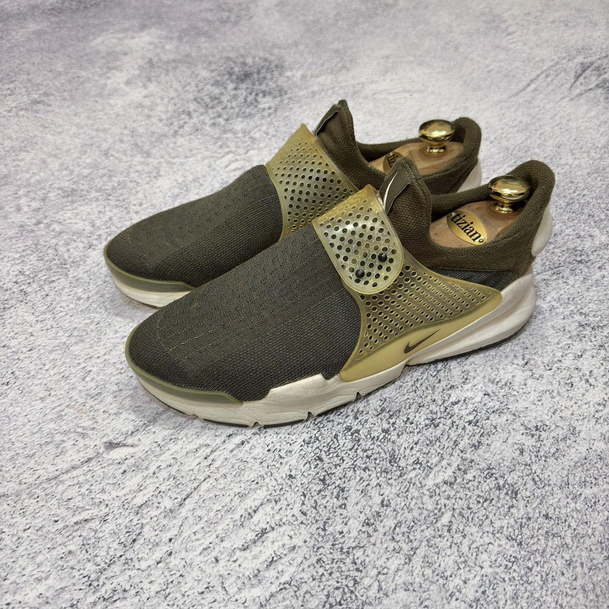 Fragment Design × Nike Nike x Fragment Design Sock Dart SP Dark Loden US9 UK8 Size US 9 / EU 42 - 1 Thumbnail