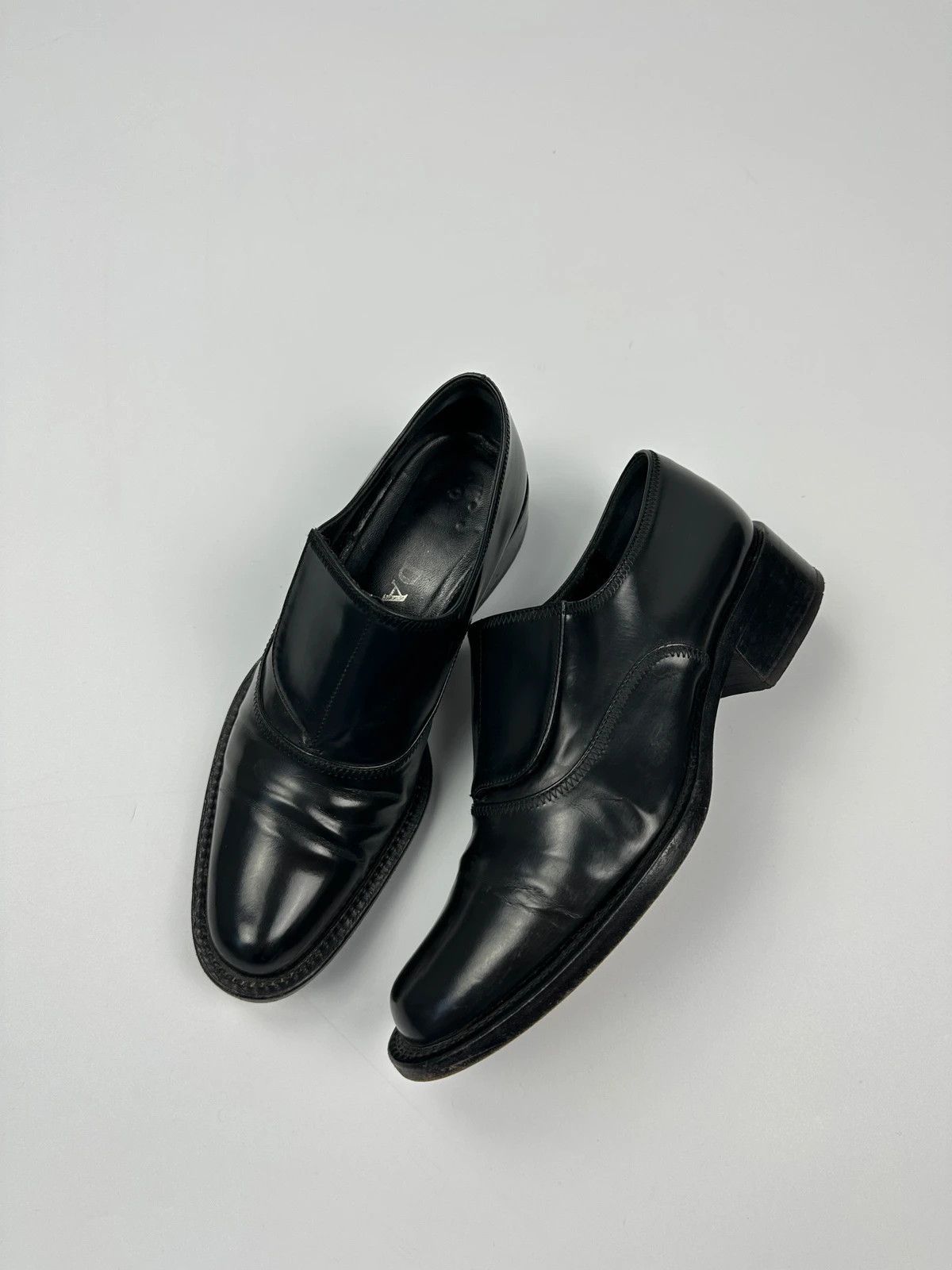 Prada Prada Milano 90s Black Vernis Scratch Loafer Dress Shoes Size US 6 / IT 36 - 2 Thumbnail