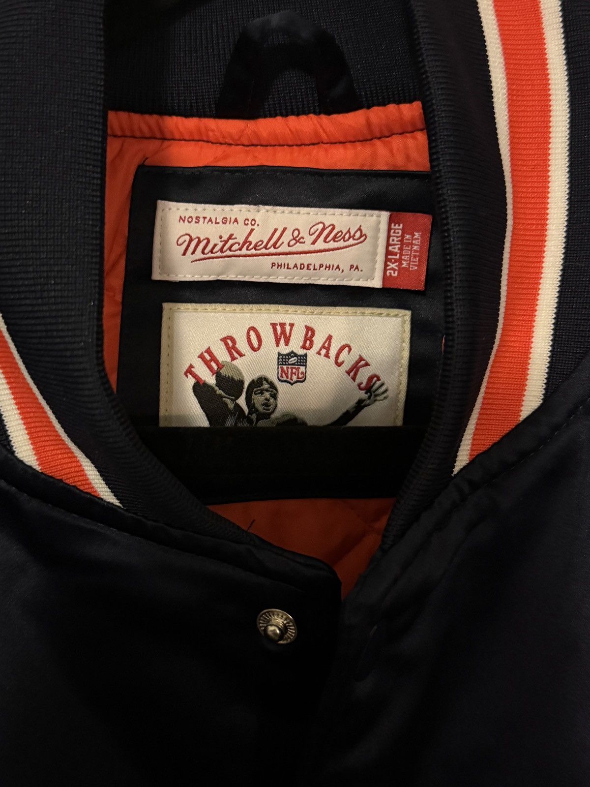 Mitchell & Ness Mitchell & Ness 2XL Chicago Bears NFL Heavy Satin Jacket Size US XXL / EU 58 / 5 - 7 Thumbnail