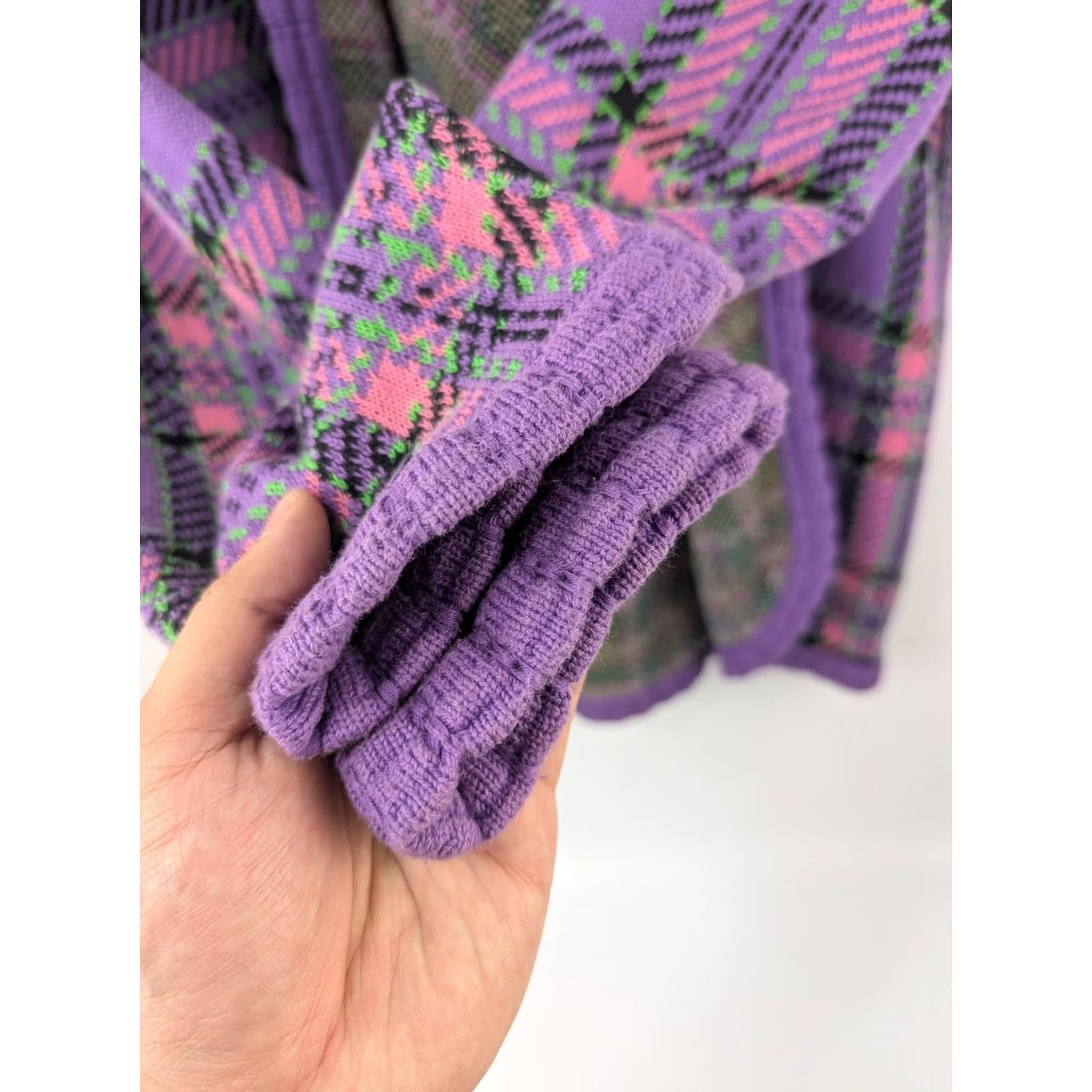 Nordstrom Nordstrom Vintage Italy Purple Plaid Damask Cardigan Sweater Sea Island Cotton Women M Long Sleeve Purple Damask Knit Cardigan Mens? Womens Size M / US 6-8 / IT 42-44 - 5 Thumbnail