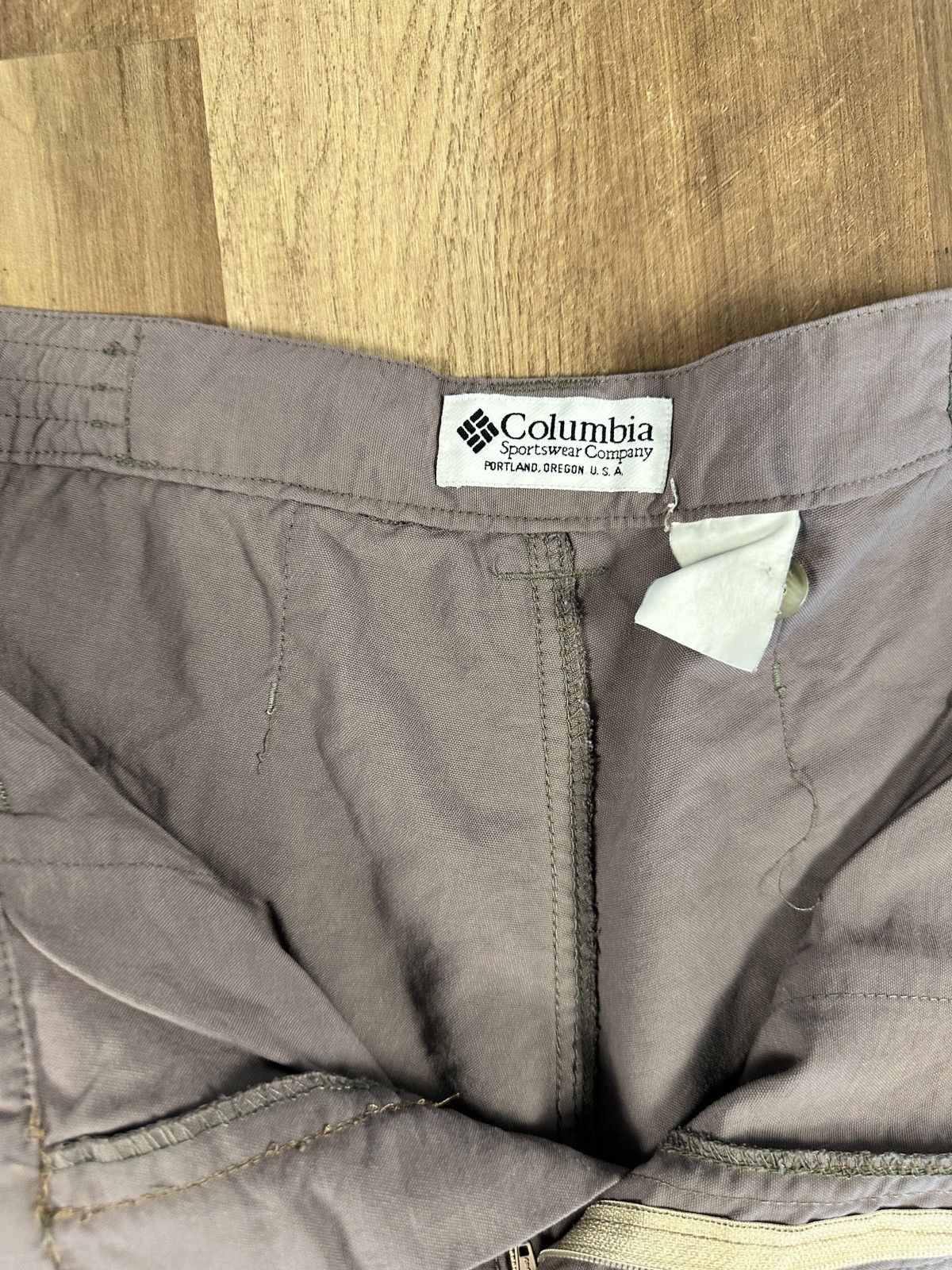 Columbia × Vintage Vintage Columbia Cargo Pants Size 36 x 29 Convertible Shorts Size US 34 / EU 50 - 6 Thumbnail