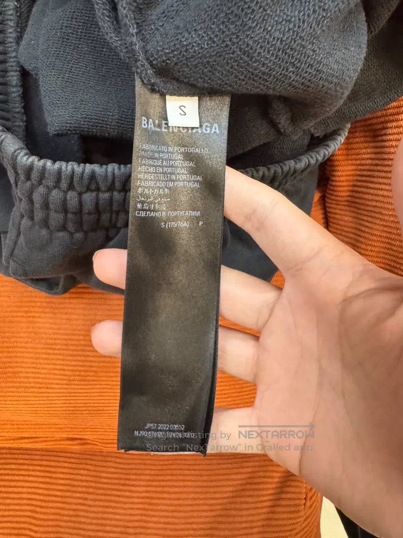 Balenciaga Balenciaga size S Solid Color Letter Drenched Logo Print E Size US 27 - 5 Thumbnail